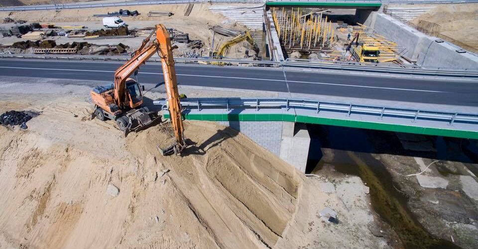 Wynajem-koparki-kolowej-long_3