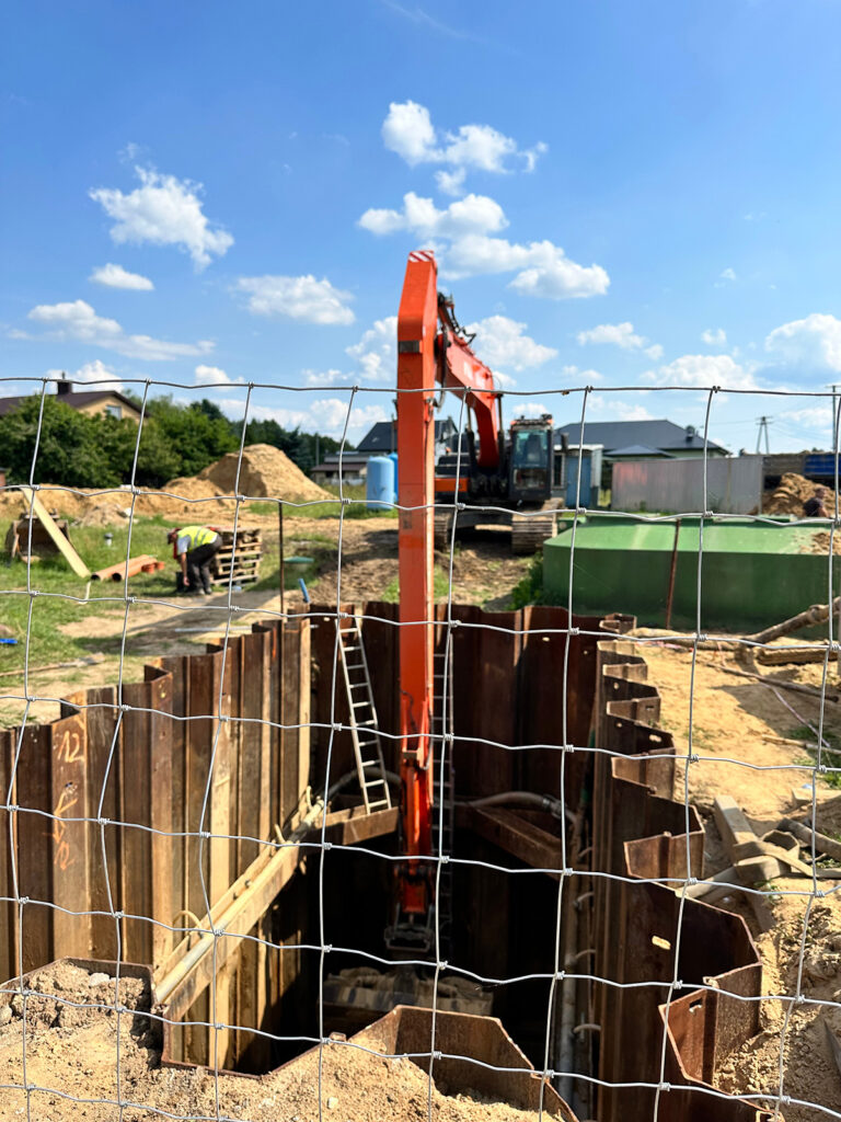 Roboty precyzyjne z wykorzystaniem sprzętu budowlanego_02